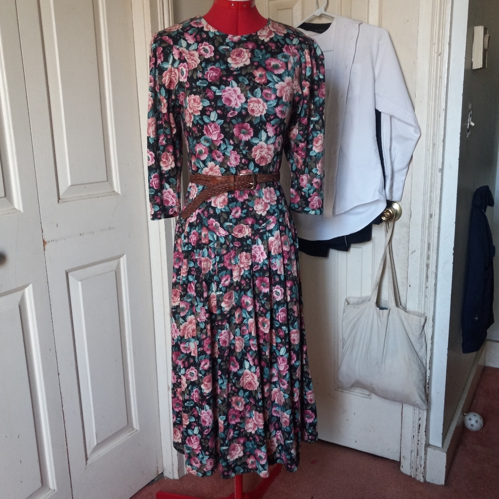 Vintage 80s Floral Britland Small Dress